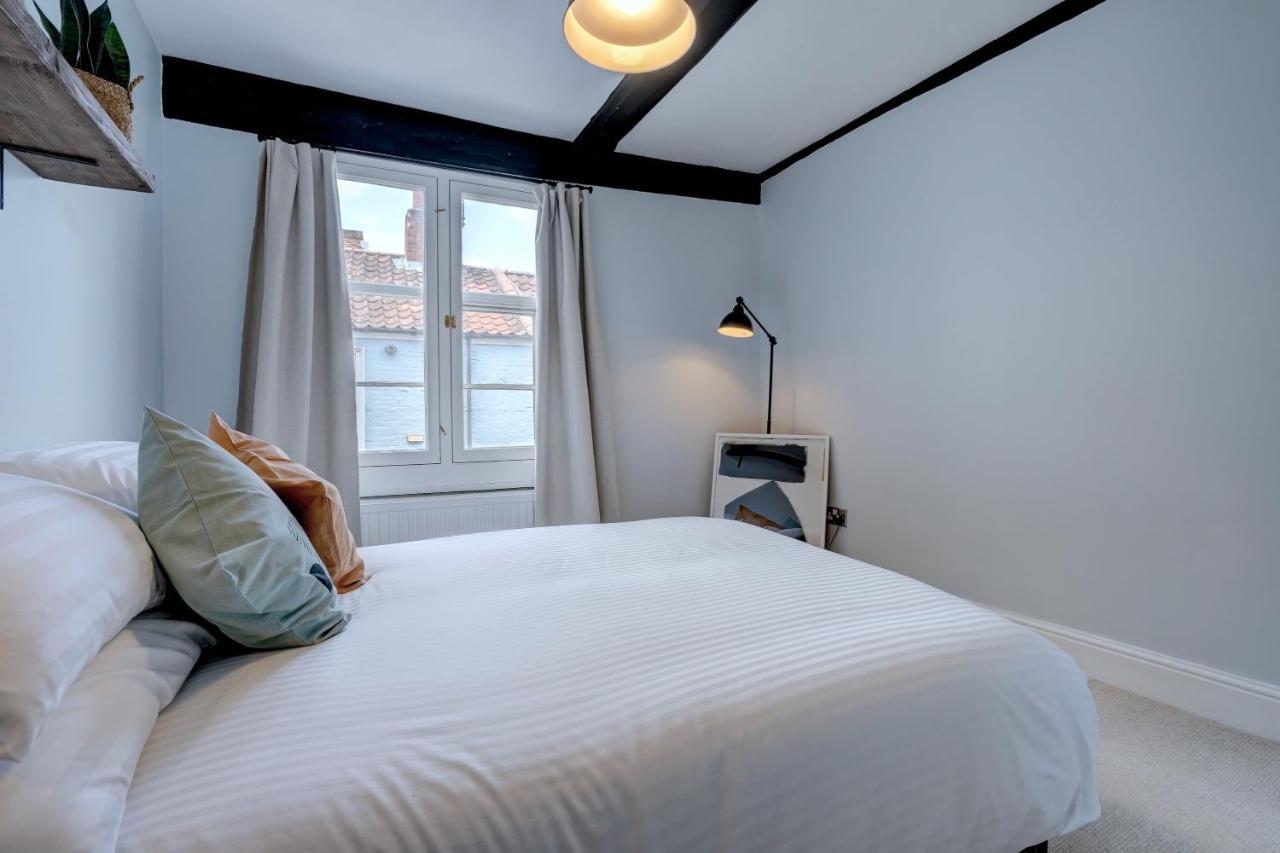 Stunning Designer Apartment In An Ancient Building Норвич Экстерьер фото
